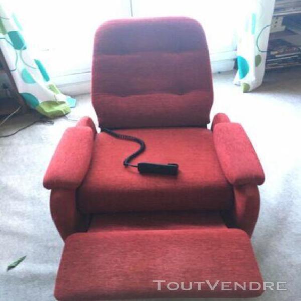 Fauteuil releveur de relaxation electrique - rouge