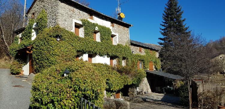 espectacular casa en alquiler en ur (cerdanya francesa),