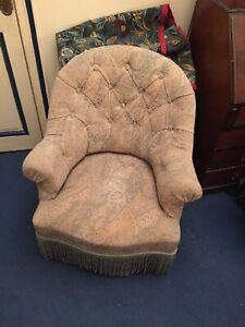 magnifique petit fauteuil crapaud