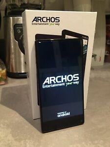 smartphone archos sense 55s en très bon état