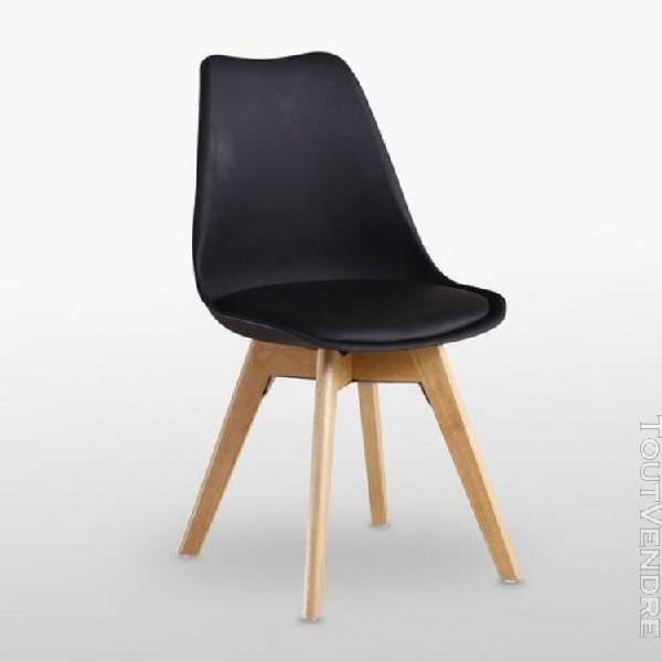 Chaise scandinave noire lorenzo