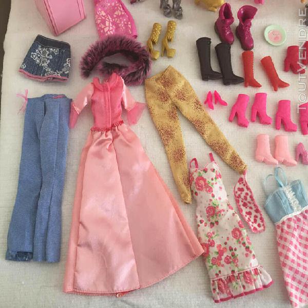 Barbie disney princesses &amp; autres lot poupées vetements