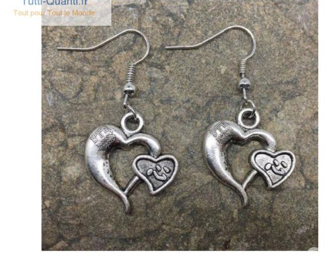 Boucles d&#39;oreille coeur neuf env.gratuit