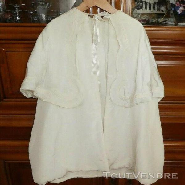 Belle et ancienne cape manteau pour bb d&#39;époque fin xixème