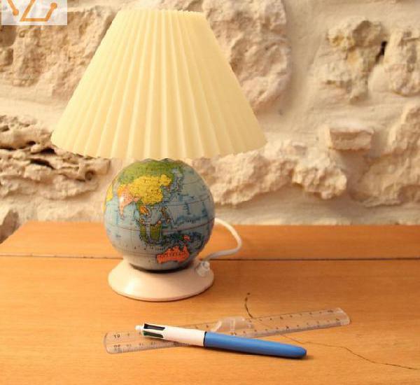 Lampe de chevet mappemonde