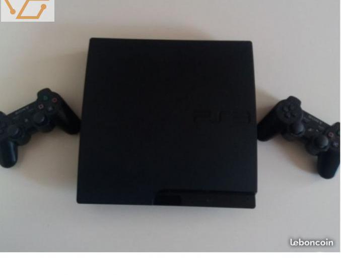 ps 3 slim en parfait état avec 37 jeux