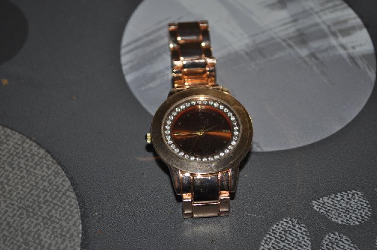 Montre pour femme occasion, perreuil (71510)