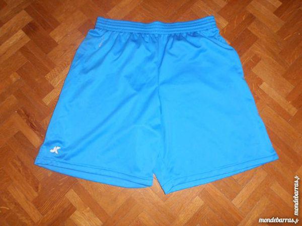 Short football adulte bleu et blanc occasion, tours (37100)