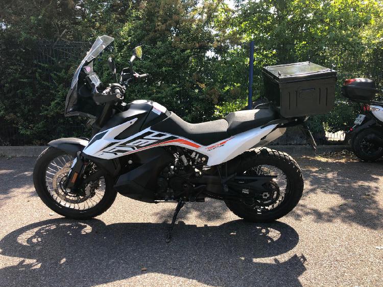 ktm adventure essence st maximin 60 | 9799 euros 2019