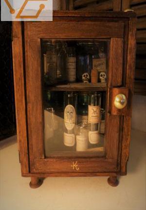 petite vitrine"old apothecary"steam...