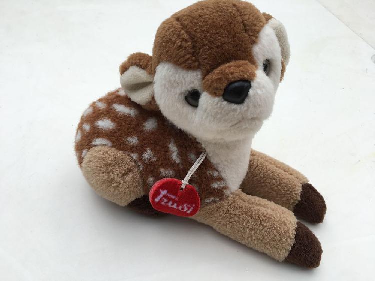 a céder bambi en peluche occasion, la tour (74250)