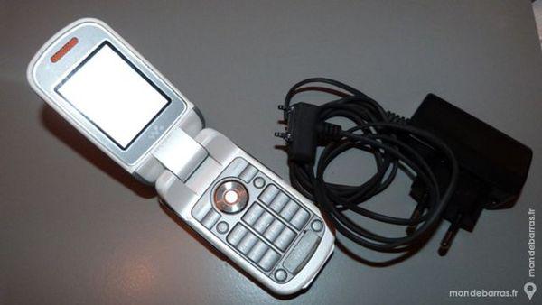 Téléphone sony ericsson w170 i + chargeur secteur