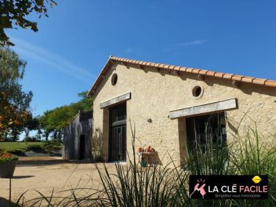 Maison à vendre roche-sur-yon 20 pièces 713 m2 vendee