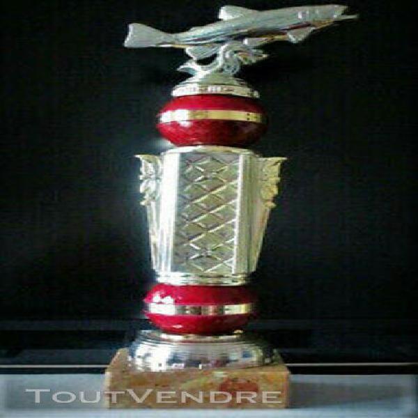 Trophée récompense coupe &quot; pêche poisson &quot; couleur or -