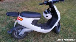 Scooter électrique niu m1 pro 2800km blanc