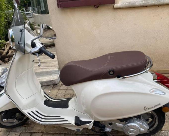 Scooter piaggio vespa