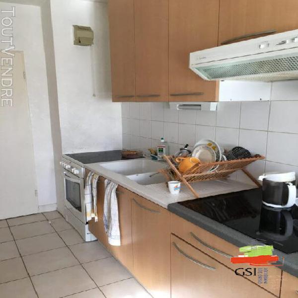 Appartement t3, quartier bas côte pavée: 1116€ cc