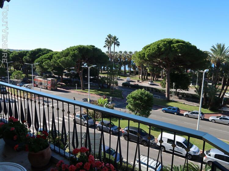 Boulevard de la croisette, dans une résidence de très bon