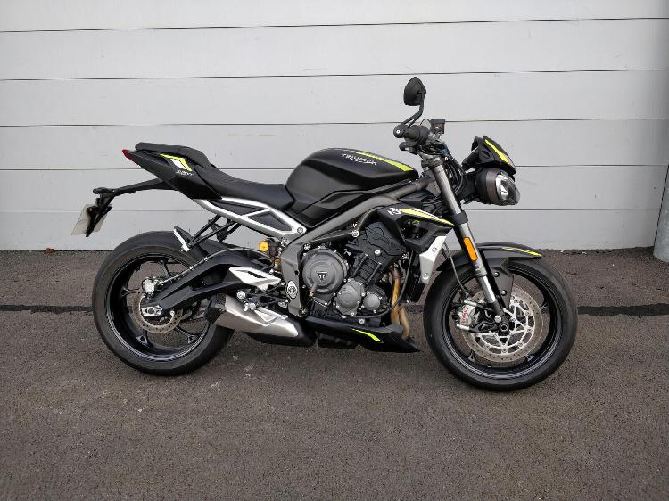 Triumph street essence merignac 33 | 11300 euros 2020