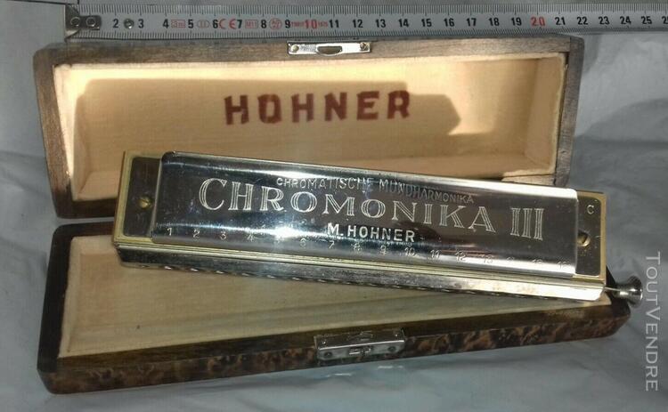 harmonica chromatique professionnel, avec son coffret bois