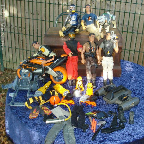 Action man hasbro collection gros lot figurines et accessoi