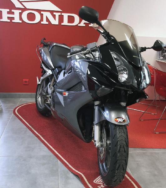 honda vfr essence etupes 25 | 3990 euros 2008 17464027