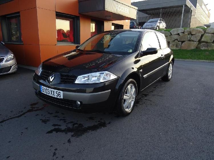 Renault megane coupe essence taden 22 | 2990 euros 2005