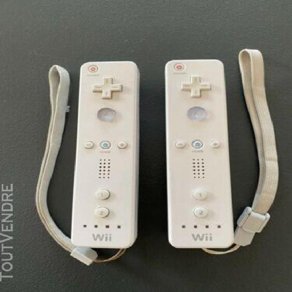 Lot de 2 nintendo wii remote officielles blanches