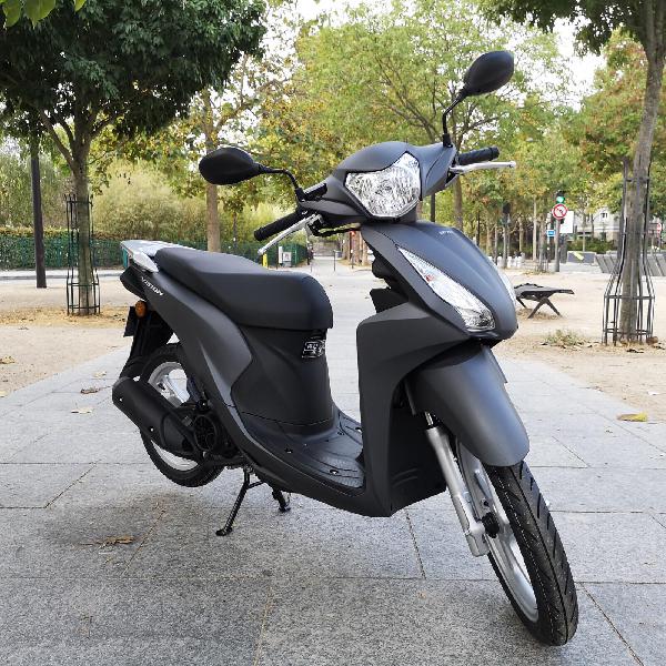 Honda vision essence paris 14 75 | 1999 euros 2020 17198075