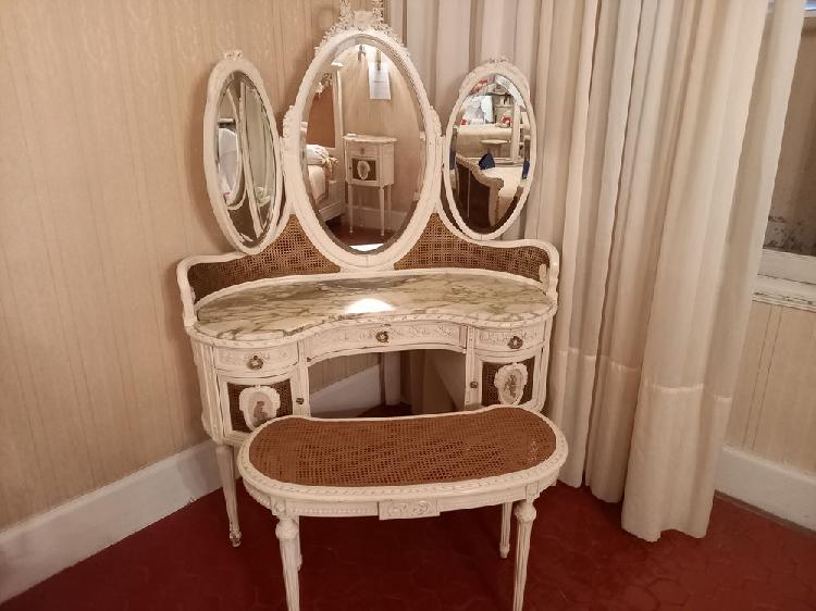 ensemble mobilier style louis xvi occasion, cannes (06400)