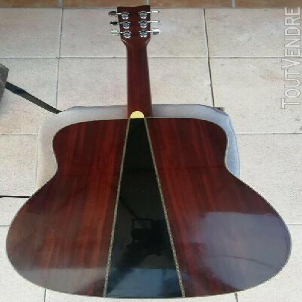 Guitare folk yamaha fg 340 plus étui rigide année 70/80