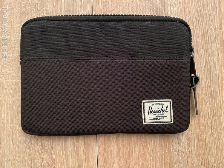 Housse herschel noir pour ipad mini ou tablette 7,9&#39;&#39;