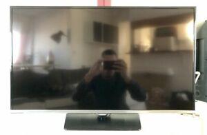 Téléviseur tv samsung comme neuf - 32&quot; - ue32h5000aw