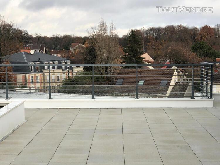 A vendre dernier étage terrasse au plessis trévise