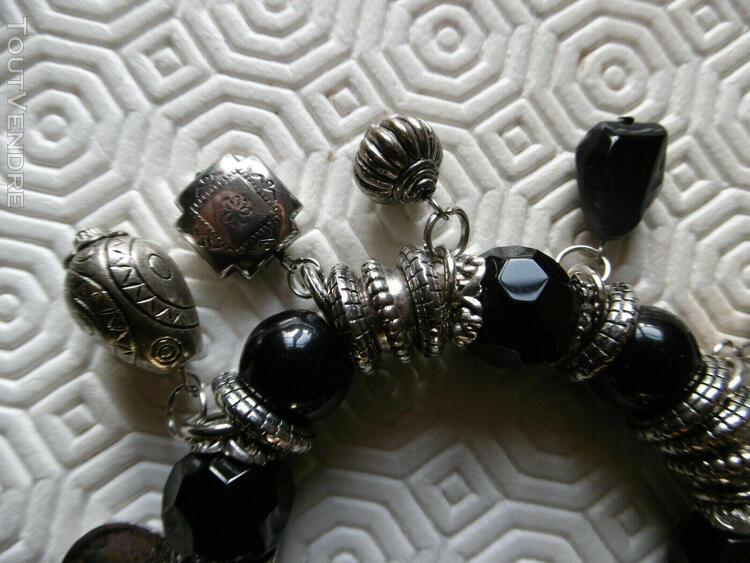 Bracelet femme en métal argenté et perles noires