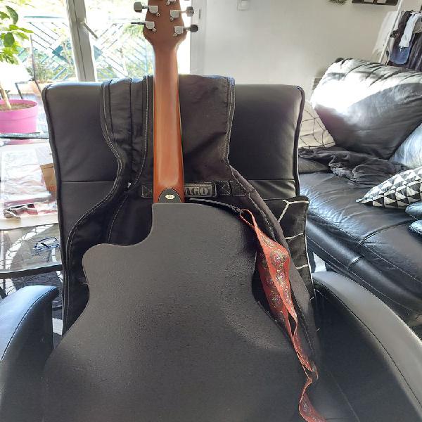 Guitare electro acoustique occasion, toulouse (31200)