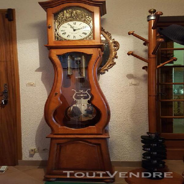 Horloge comtoise coffre merisier roux