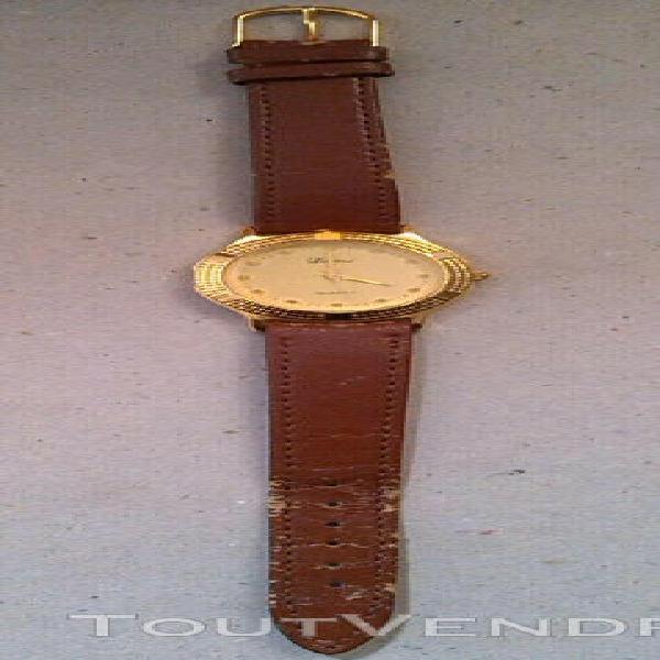 Montre best sale domi quartz