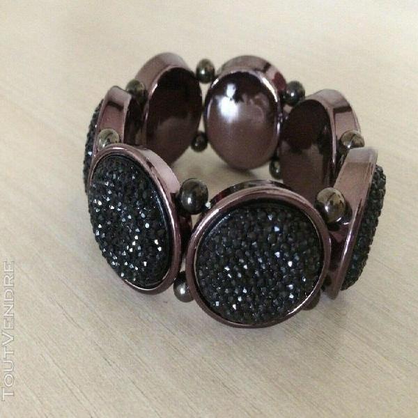 Trés joli bracelet brillant, type strass - black strass