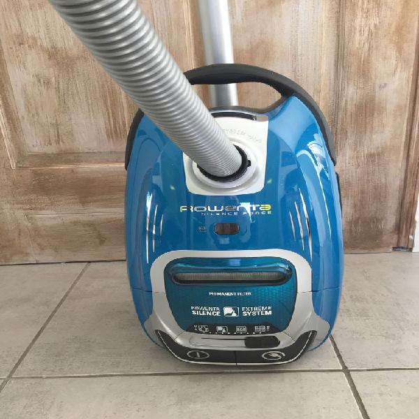 Aspirateur avec sac marque rowenta silence force 4a+ 66db