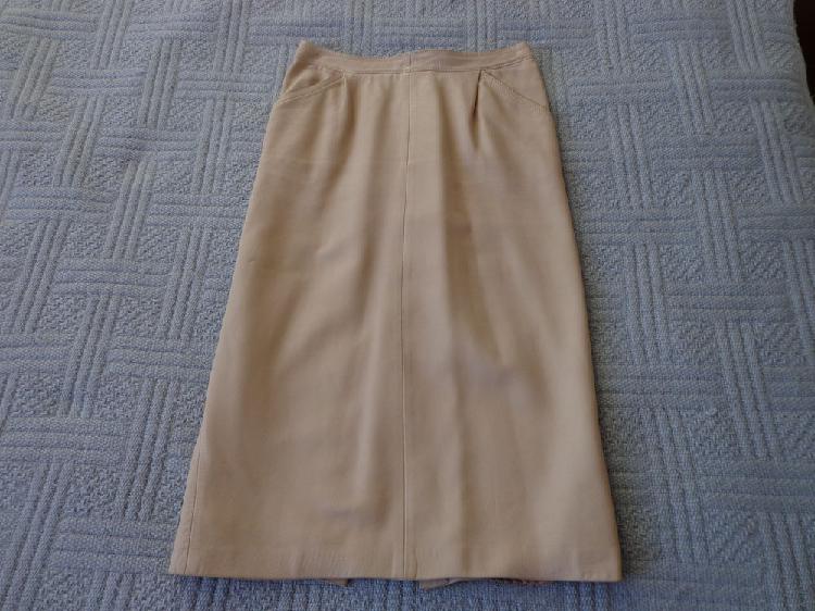 Jupe cuir pleine peau beige: 50  occasion,