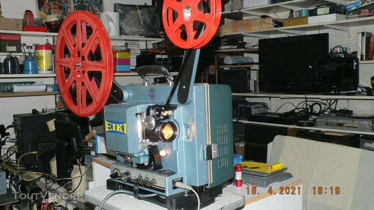 Projecteur film 16mm, eiki rt 2. son optique et magnetique