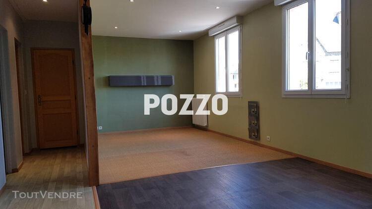 Location: appartement t4 (130 m²) à conde sur vire