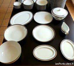 service de table porcelaine de limoges 80 pièces