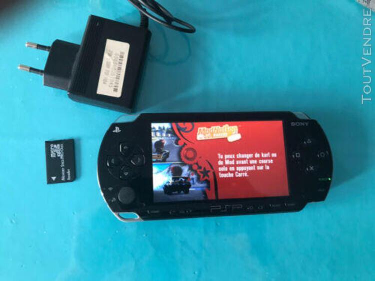 Console sony psp avec chargeur et carte memoire