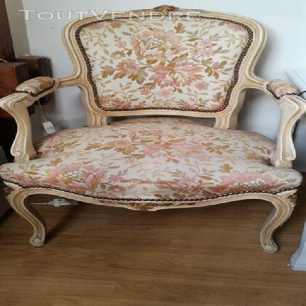 fauteuil de style louis xv