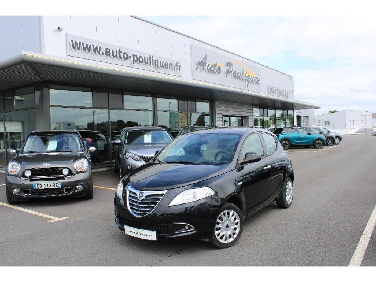 Lancia ypsilon essence merlevenez 56 | 7900 euros 2015