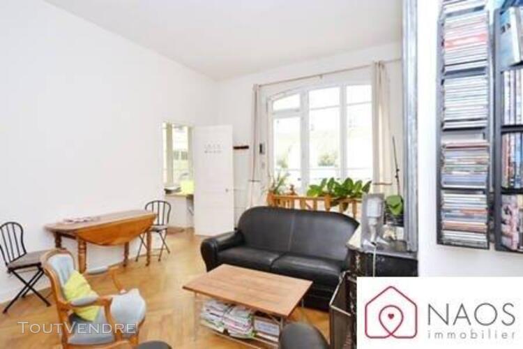 Appartement de charme 3 pièces, 65m² situé face au jardin