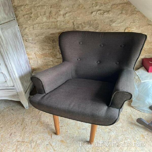 fauteuil de salon - tissu marron foncé - bon état