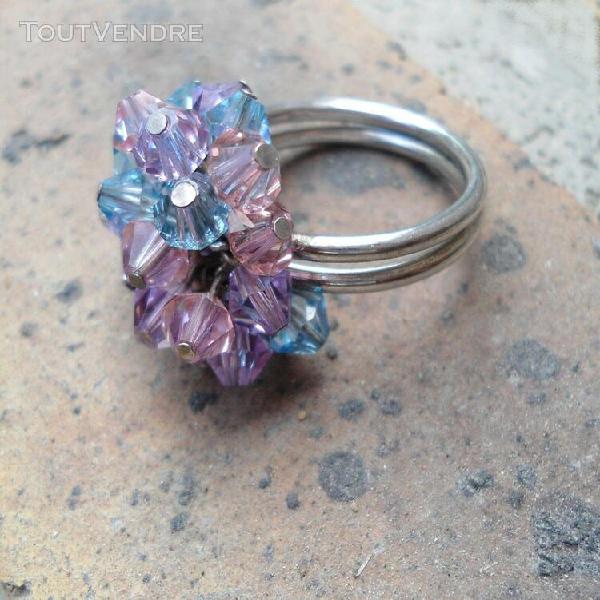 bague fantaisie taille 55 fleur bleue et rose